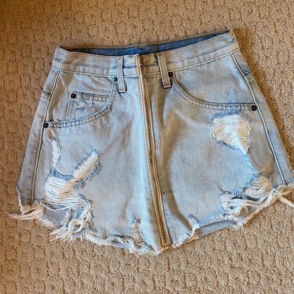 LF carmar light wash zipup jean skirt - Picture 1 of 3